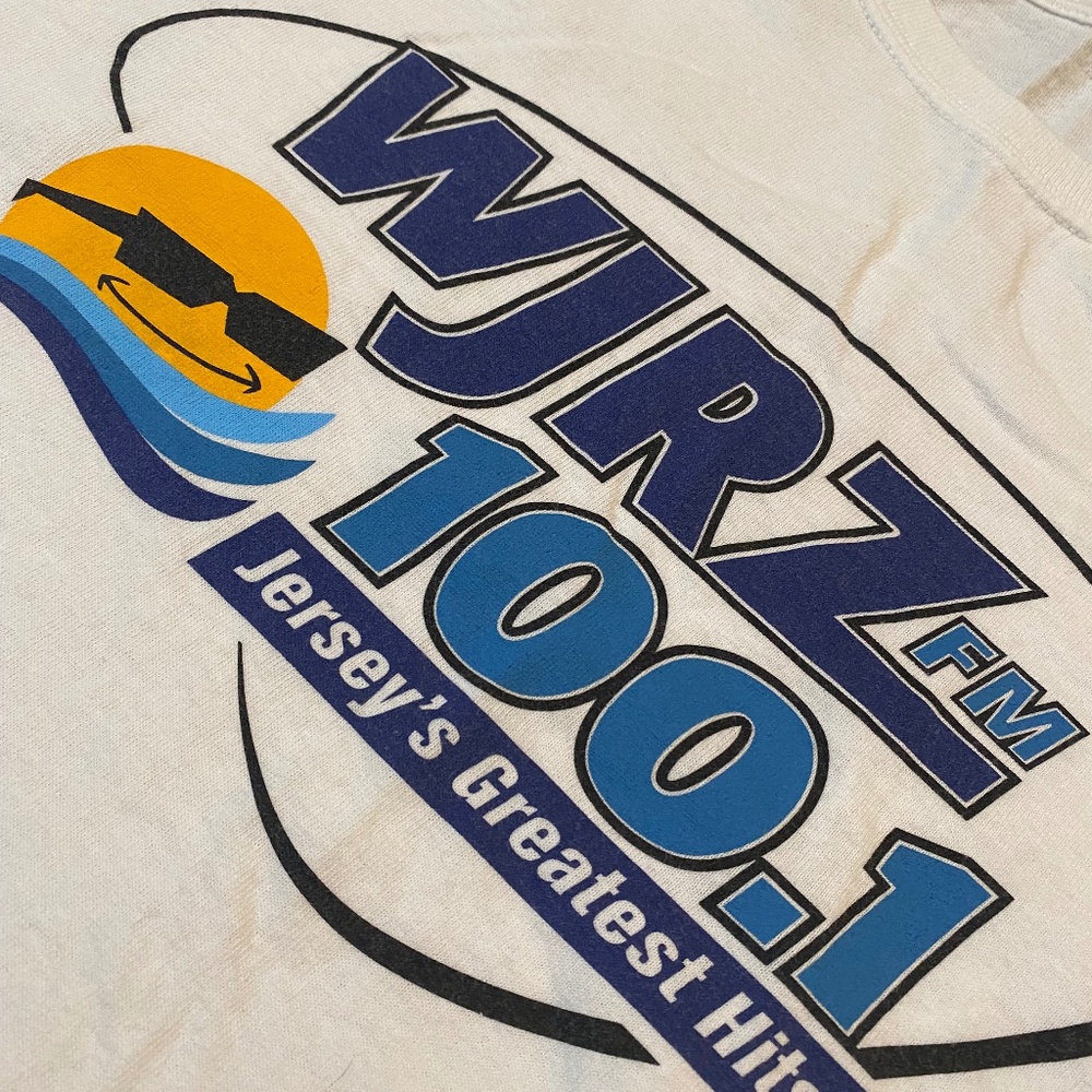 UNISEX RADIO STATION TEE - Picture 2 of 4